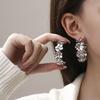 Новые серьги-цветы золотого цвета в стиле инс для женщин, подчеркивающие лицо и делающие его худым, трехмерные ретро-серьги-цветы для женщин