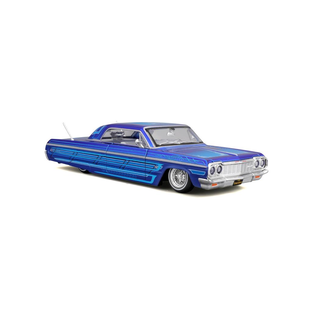Maisto 1/26 Chevrolet Impala 1964 Синий Custom Lowriders Series / Металлическая модель автомобиля (Готовый продукт) 32547