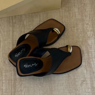 Женская обувь – Сандалии