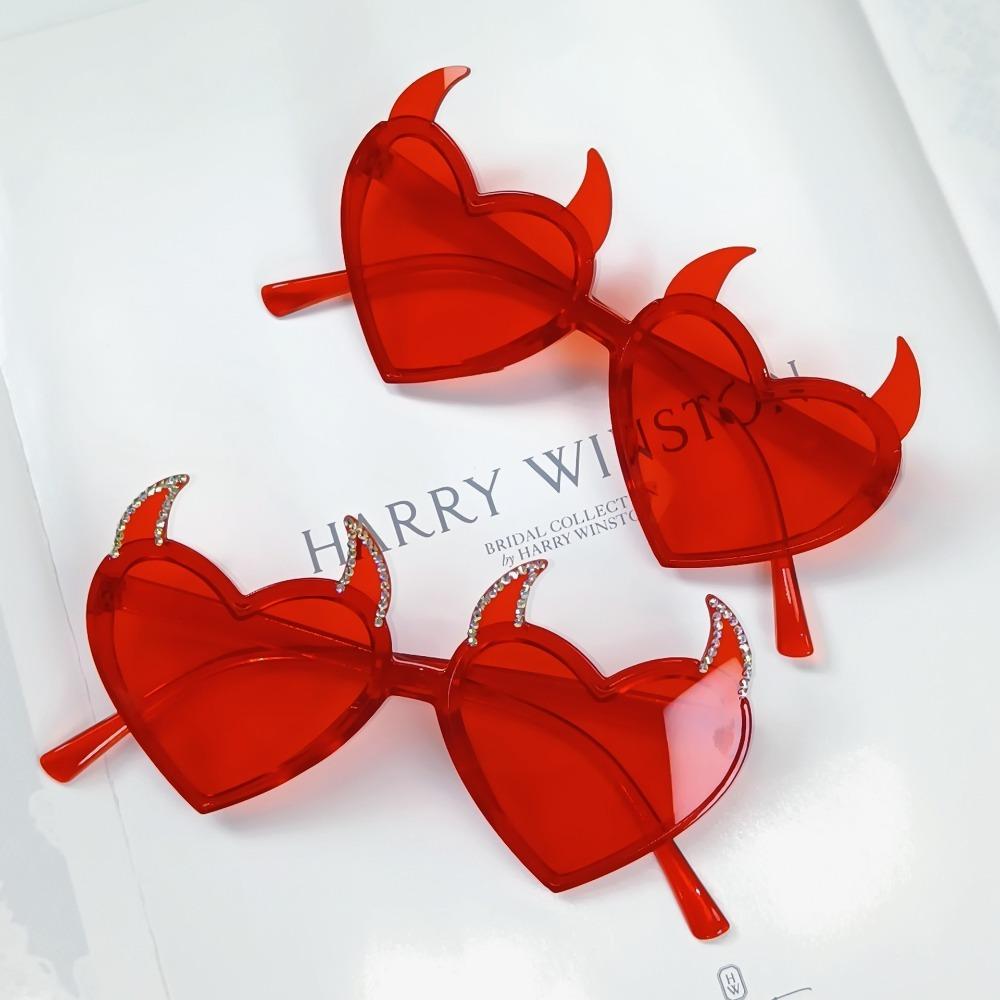 Рок Рог Солнцезащитные очки Ухо Дьявола Форма Сердца Косплей Очки Новинка Солнцезащитные очки для Женщин Мужчин