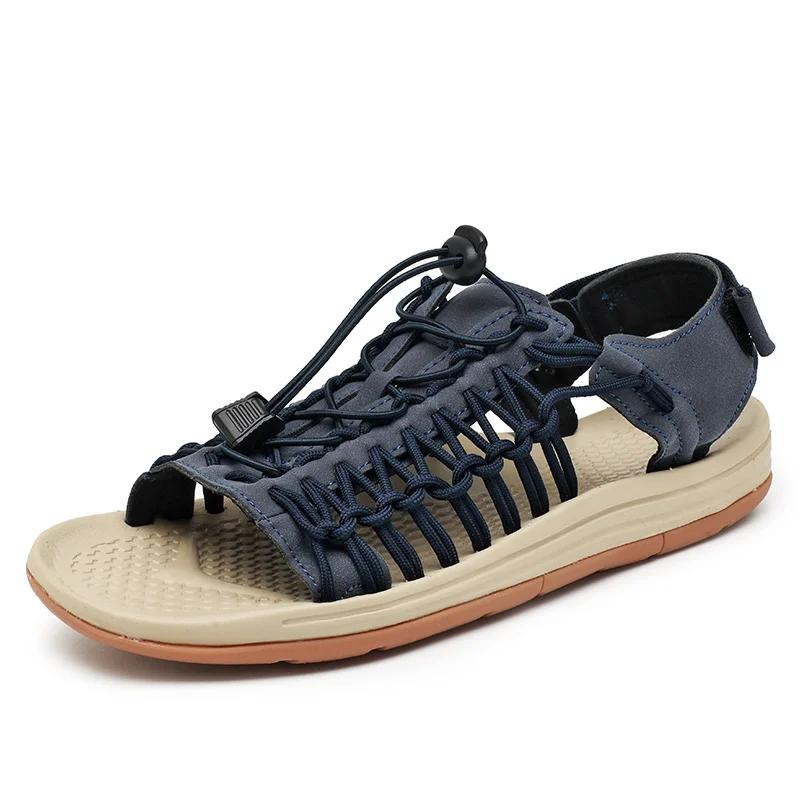 Модные летние мужские сандалии в британском стиле, повседневные кожаные, для улицы, на плоской подошве, дизайнерские, удобные, дышащие, с мягкой подошвой, пляжная обувь для ходьбы