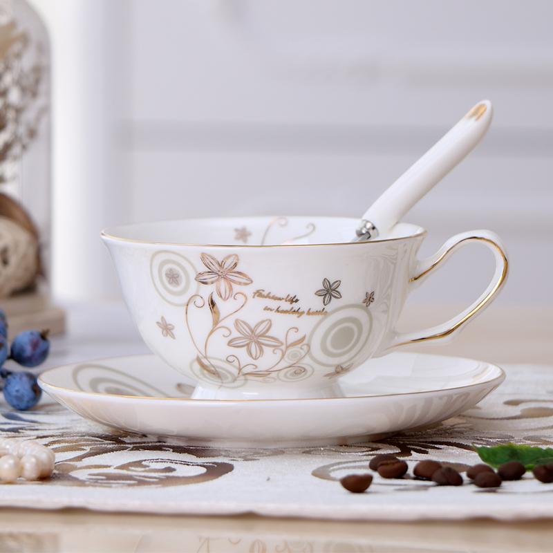 Чайная чашка из костяного фарфора, набор блюдец и ложек, элегантная керамическая чашка для чая, 200 мл, британская фарфоровая кофейная чашка, дропшиппинг