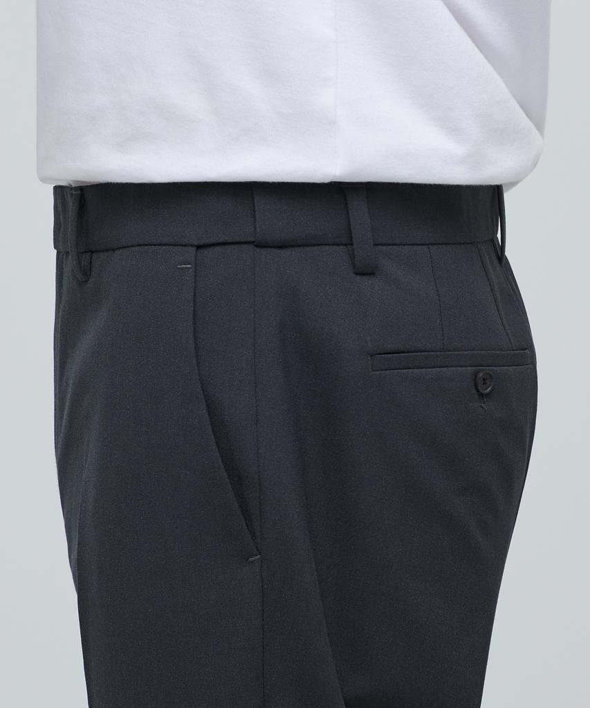 MUSINSA STANDARD Lightweight Tapered Hidden Elastic Waist Length Slacks [Gray]