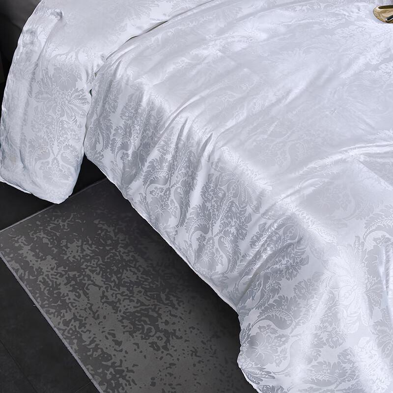 Tangna Home Textiles Silk Jacquard Four Seasons Quilt