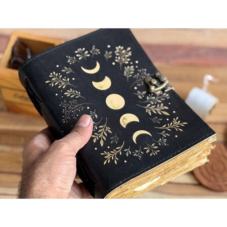 Sun Moon Leather Journal For Men Women 200 Page of Antique Hademade Decle Edge Pepar Leather Traveling Sketchbook For Men Women