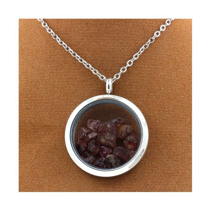 Pierres et Minéraux. Collier Grenat Rhodolite brut. Modèle Médaillon 25 mm. Couleur Argent.