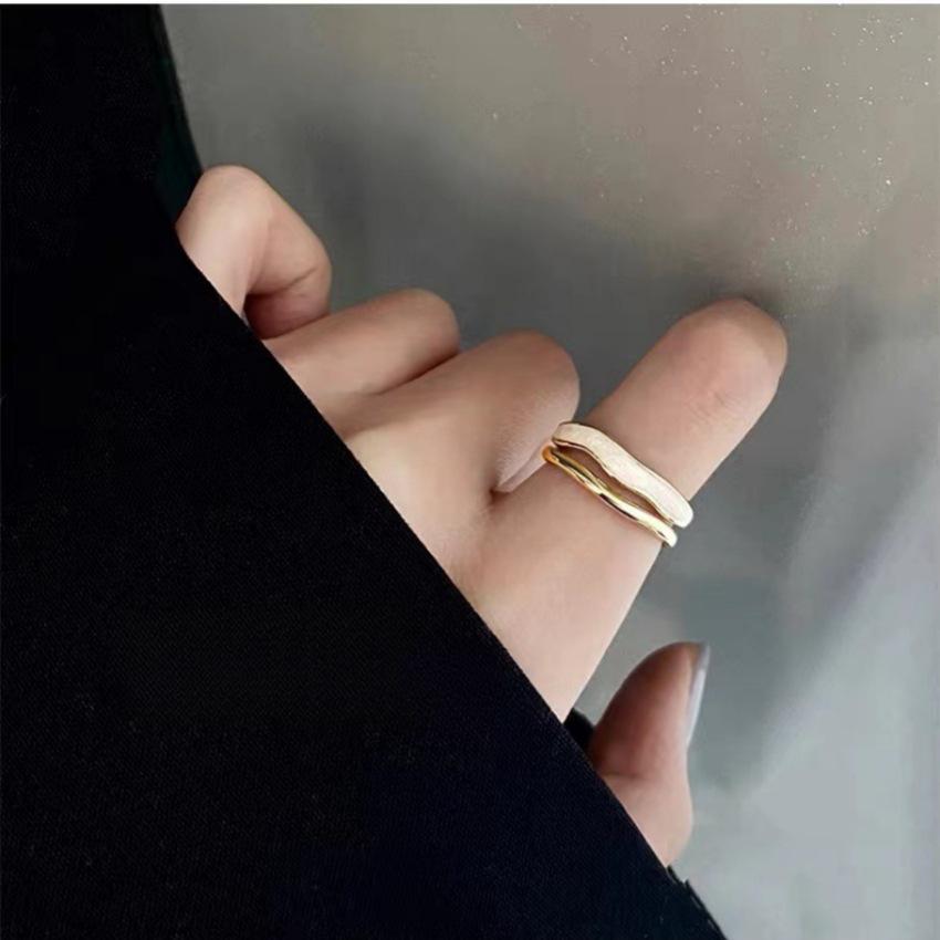 Эмаль, капельная глазурь, бабочка и перламутр, серебряное кольцо - элегантные, не тускнеющие женские украшения