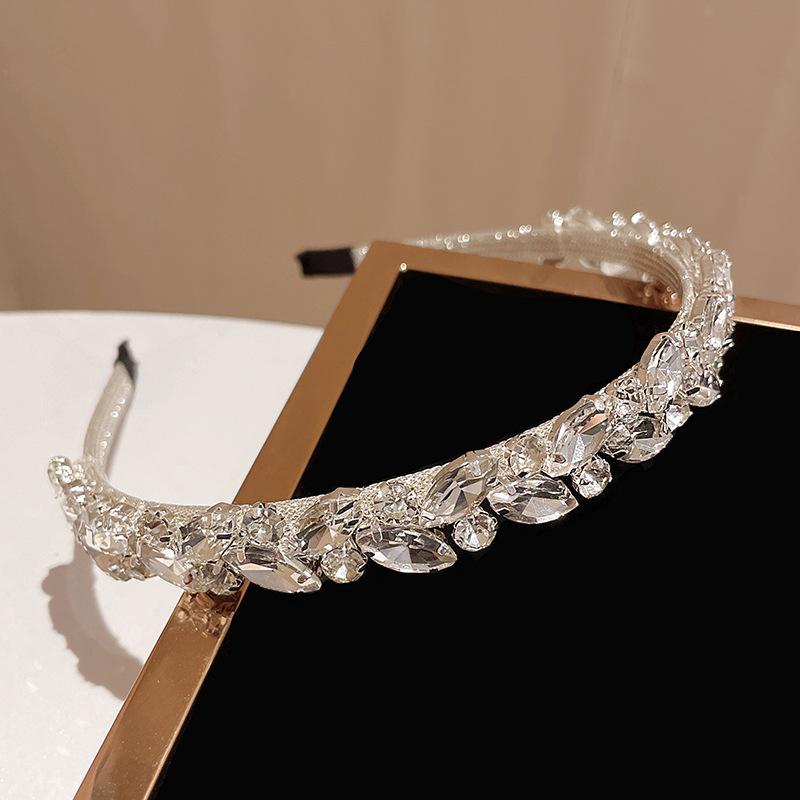 Retro French Crystal women's hair band accessories Headband for Women Korean Edition Versatile hair bands Headbands for girls