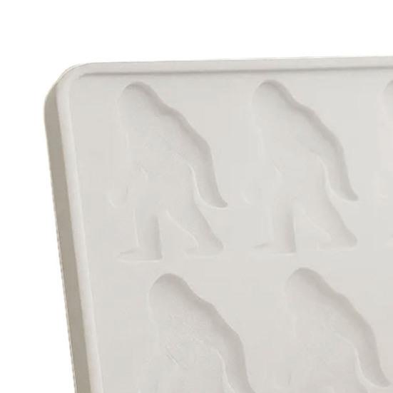 Bigfoot-shaped Ice Tray 6 Cavity Sasquatch Shape Ice Cube Maker for Halloween Party Drinks Chocolate Soap BPA-Free Creepy Butter Cube Molds