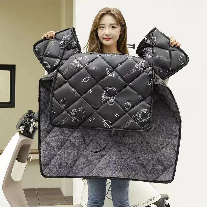 Extra Large Thick Fleece Electric Vehicle Windshield Cover: Cold-Proof, Windproof, Sun Protection for All Seasons