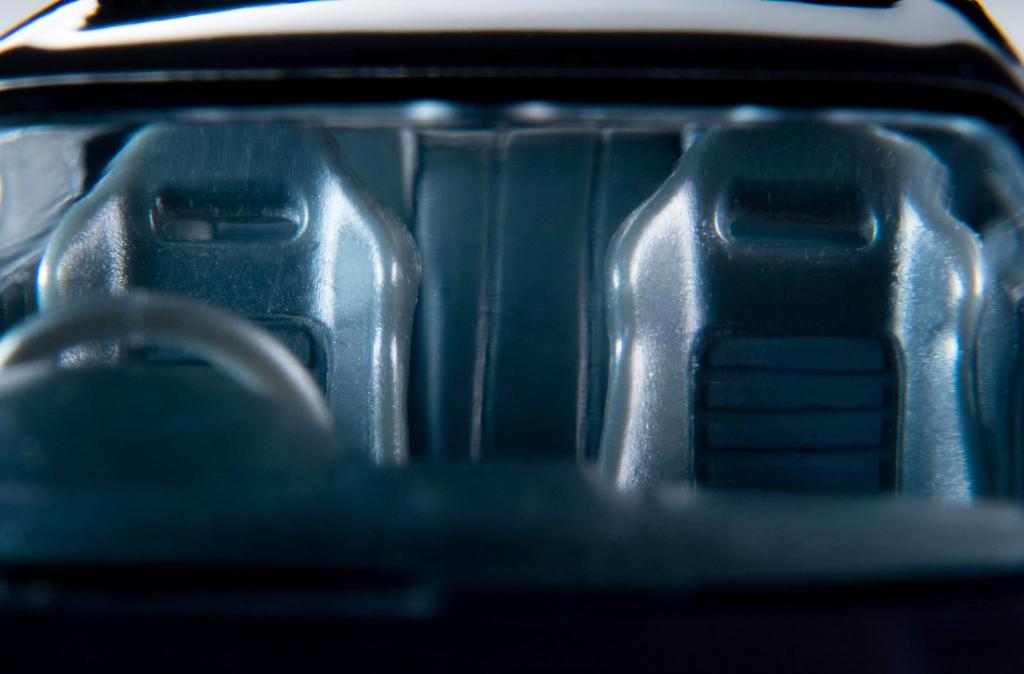 Tomytec Tomica Limited Vintage Neo Scale Nissan Skyline Purple 1995 Model 1/64 LV-N308a GT-R V-spec (Finished Product)