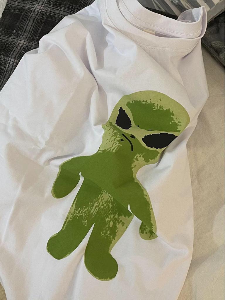 Футболка свободного кроя с принтом Alien и рукавами летучей мыши - унисекс, модный стиль для пар (Сюй Минхао вдохновлен)