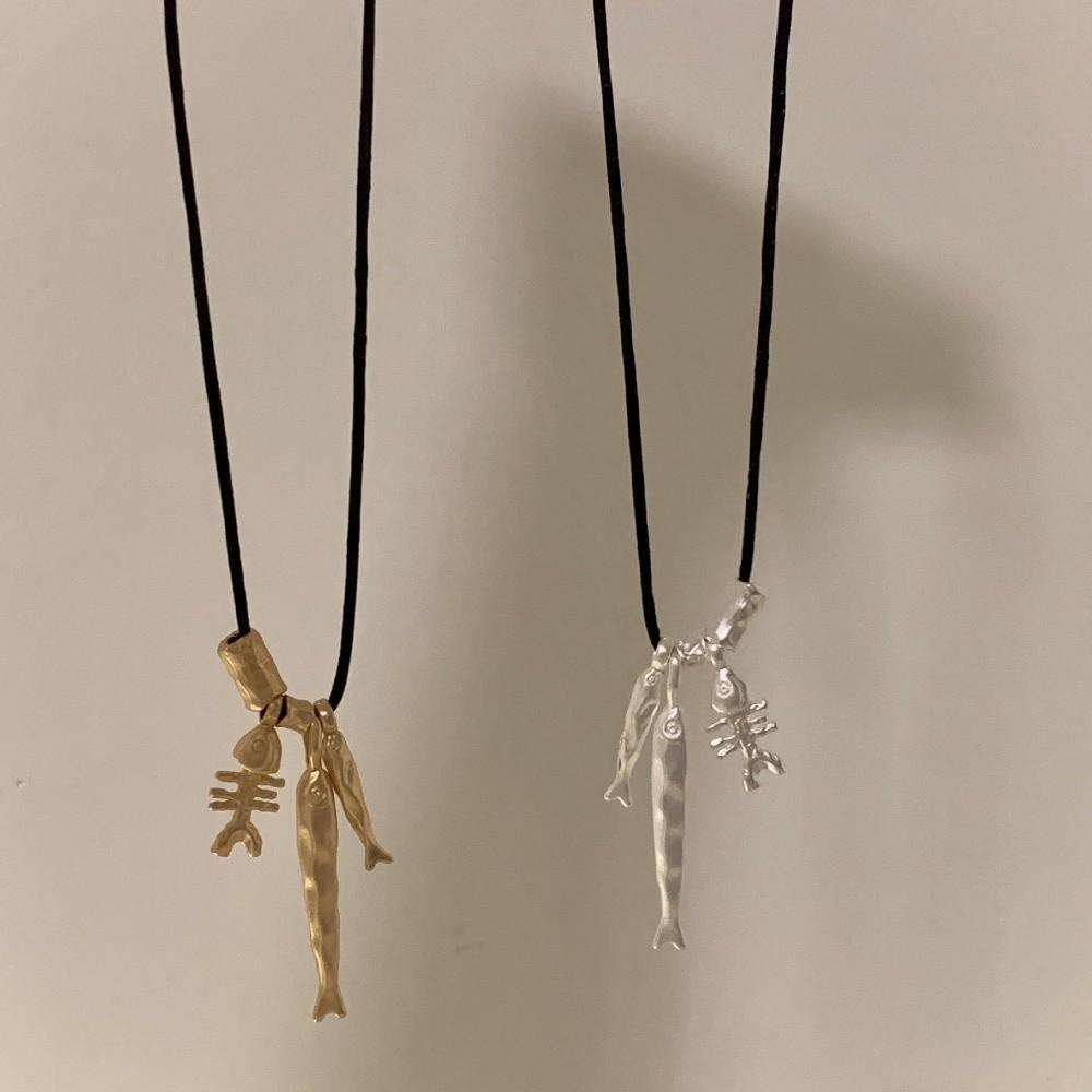 Long Fish Pendant Necklace Vintage Sweater Chain Fashionable Bone Pendant Choker  Gift