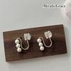 Серьги для женщин Популярные серьги Painless Pearl White Small Pearl Gold Силиконовые подушечки Серьги-подушки Классические Нежные Элегантные Miyabi Grace Miyabi