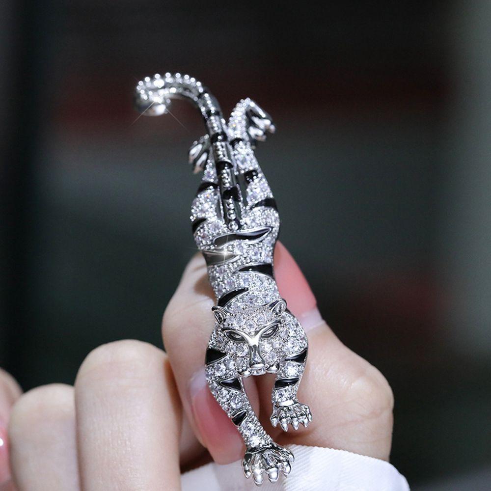 Decoration Animal Female Rhinestone Enamel Badges Tiger Brooches Korean Style Pin Fashion Jewelry