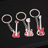 Европейский и американский брелок для ключей в виде рок-гитары: Хип-хоп кулон-шарм из сплава с капельным маслом для женских сумок