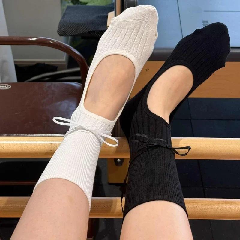 Women Prati Yoga Socks Anti Slip Bareback Personalized Drawstring Ribbon Calf Sock Dance Fitness Floor Socks