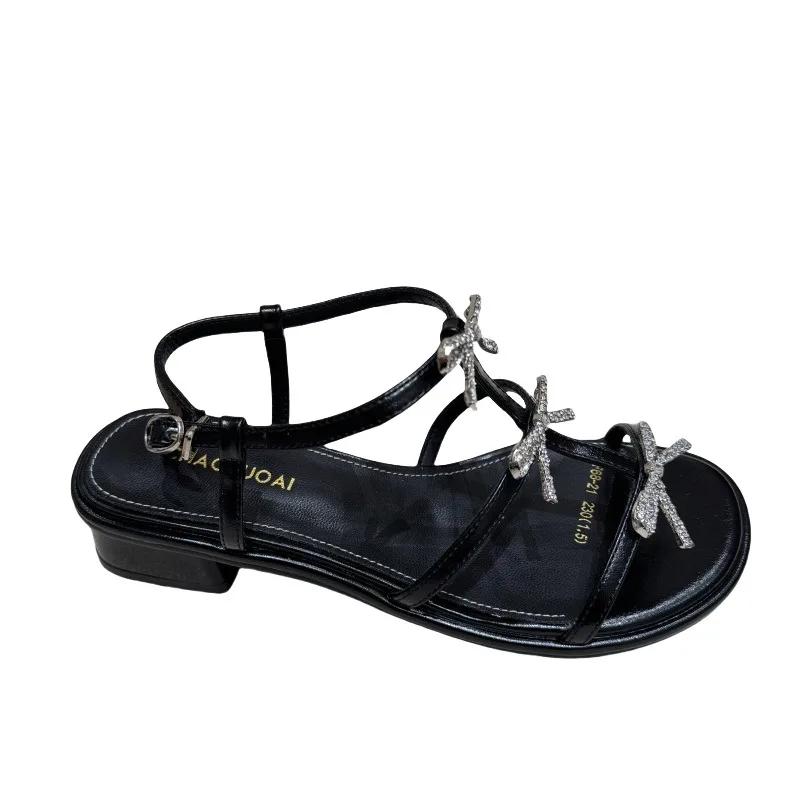 Мода 2025 Горячая Распродажа Женская Обувь Ремешок с Пряжкой Женские Сандалии Мода Сандалии на Каждый День Женские Новые Босоножки с Открытым Носком на Каблуке