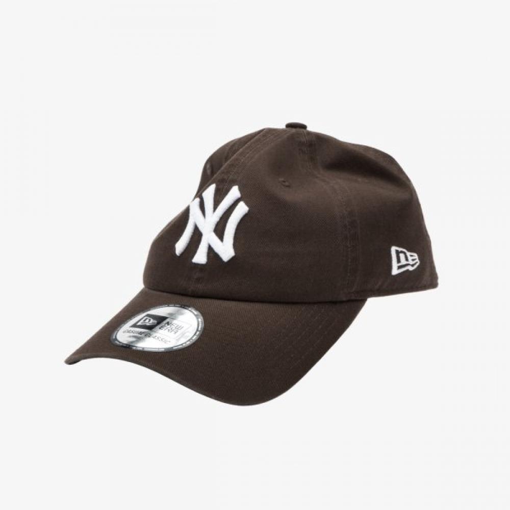 Бейсболка New Era New York Yankees Casual Classic Cap, шоколадный цвет, артикул 14881467