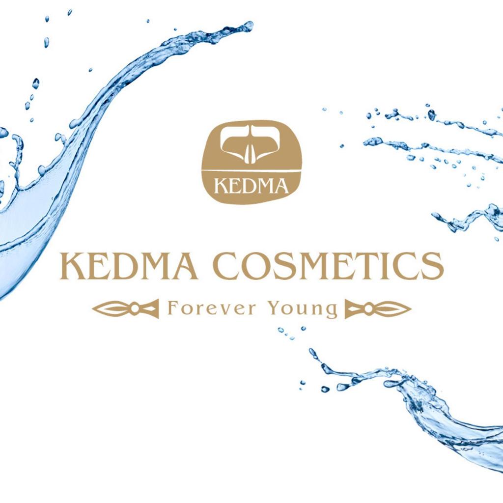 Очищающий и увлажняющий пенный скраб для лица с минералами Мертвого моря и витамином С