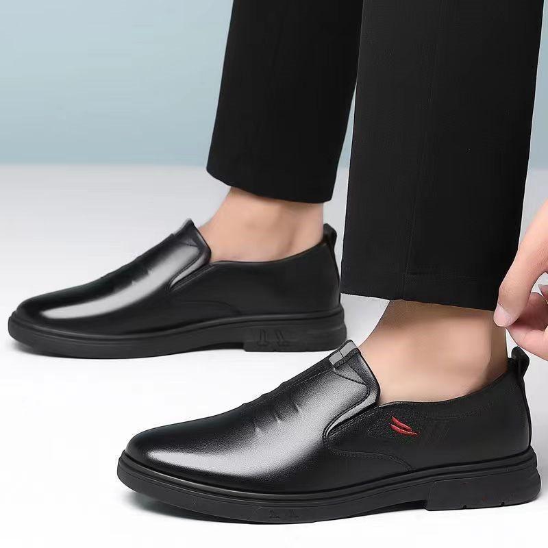 Мода 2025Мужская кожаная обувь Классические деловые туфли Модная повседневная обувь Мокасины Удобная обувь для вождения для мужчин Лоферы слипоны