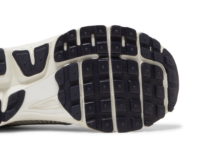 Nike Zoom Vomero 5 Photon Dust Металлический Серебристый (Женский)
