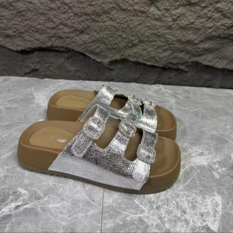 Leather stepping on shit feeling rhinestone belt buckle thick-bottomed beach one-word slippers women's 2025 summer wear one-foot cool slippers