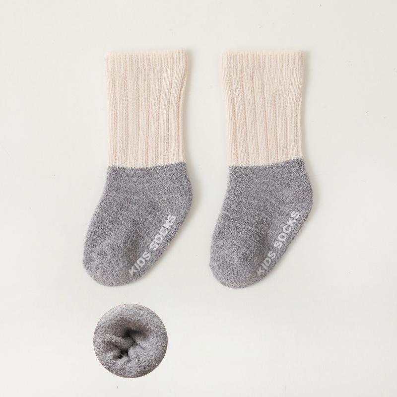 Осенне-зимние утолщенные детские носки из кораллового флиса с противоскользящим покрытием, детские противоскользящие носки для пола, носки до середины икры для новорожденных