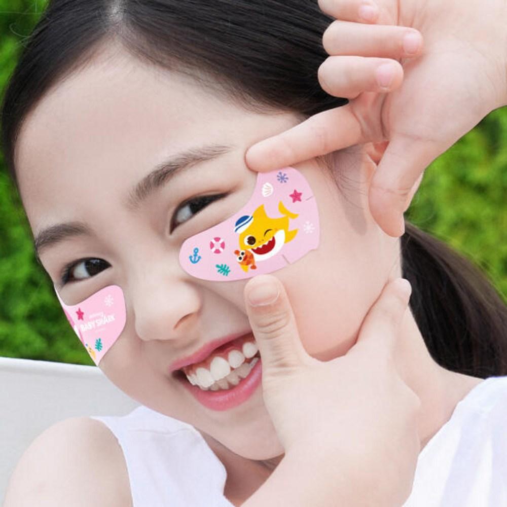 Пластырь Storyners Pinkfong Baby Shark UV Protection, 1 шт.