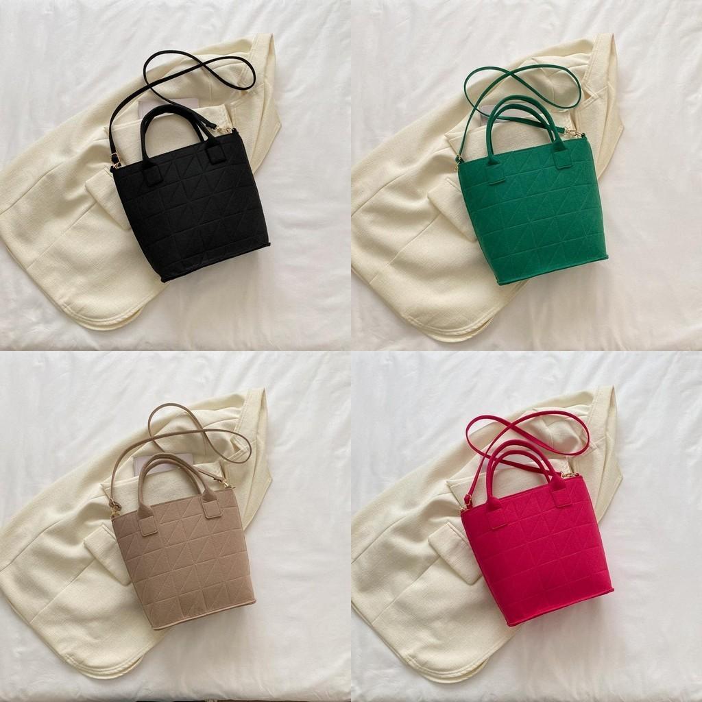 Fashionable Spring 2023 Womens Shoulder Bag Trendy Felt Bucket Bag With Inner Patch Pocket