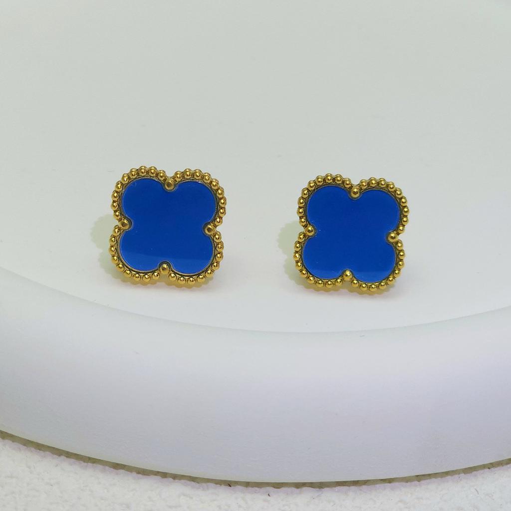 Высококачественная титановая сталь Натуральный перламутр Четырехлистный клевер Серьги для женщин 18K Модные Премиальные серьги