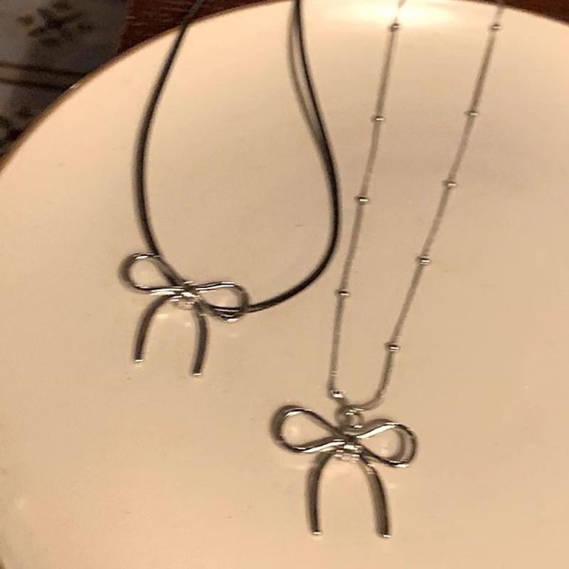 Винтажное ожерелье с подвеской в ​​виде полого банта для женщин и девочек, модная эстетичная цепочка на ключицу, ювелирные аксессуары, подарки