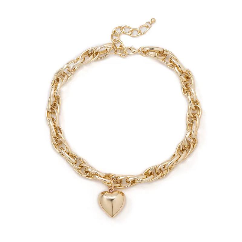European and American Style, Cold Wind Hollow Thick O-shaped Necklace, Exaggerated Love Niche Pendant Necklace