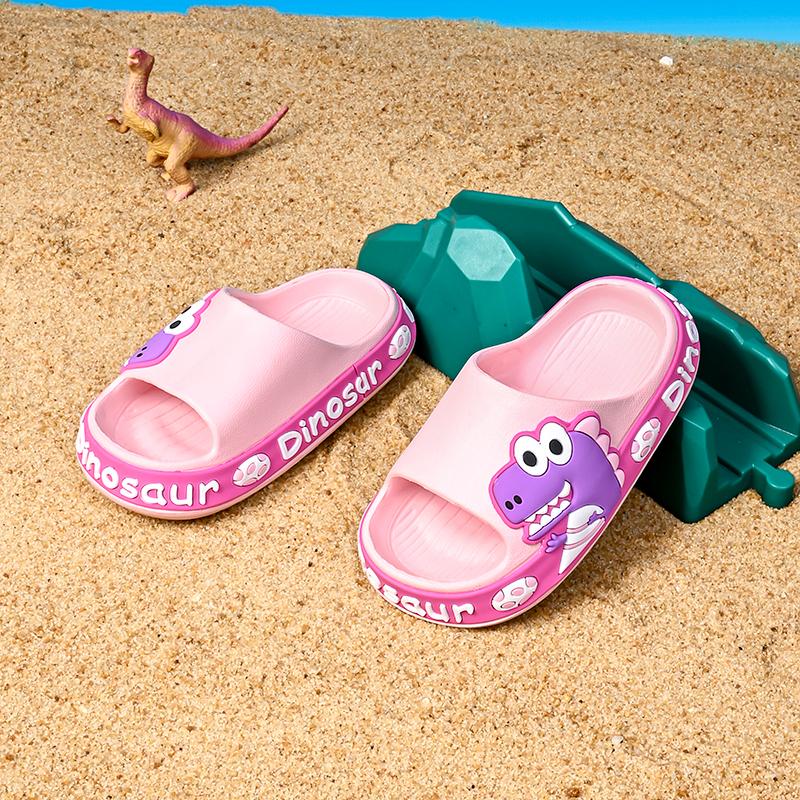 Модные новые летние детские тапочки для мальчиков, домашние банные нескользящие тапочки для девочек с героями мультфильмов, удобные сандалии из ЭВА с мягкой подошвой для дома и улицы