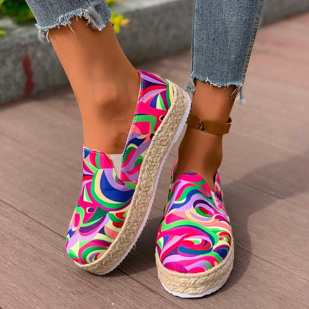 Летние женские мокасины на плоской подошве 2024 года, новый стиль в сочетании с красочными художественными модными повседневными легкими женскими туфлями на плоской подошве для активного отдыха