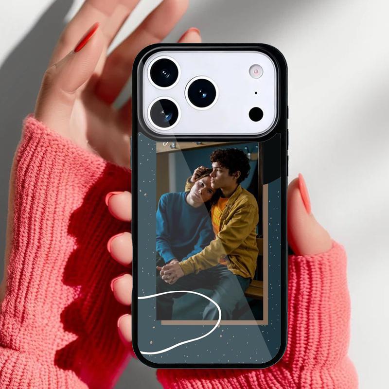 Young Royals Simon and Wilhelm Phone Case for iPhone 17 Air 16e 15 14 13 Pro Max Back Cover for 12 11 Pro Coque