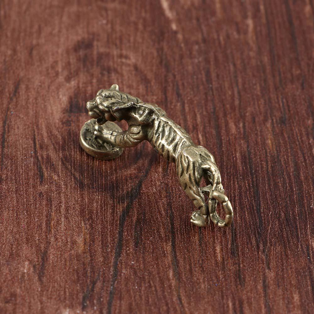 Animal Sculpture for Home,Office,Car Key Chain Diy Desktop Decor Ornaments Crafts Tiger Figurine