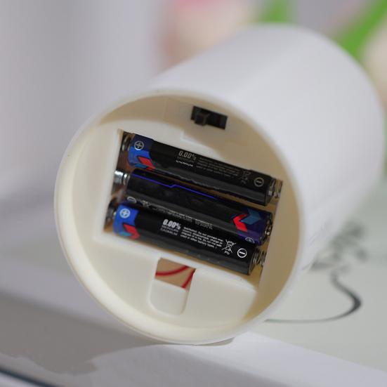 Large Tulip Night Light Realistic Floral LED Bedside Lamp Battery-Powered Ambiance Light for Bedroom Desk Decor Warm Glow Home Decoration