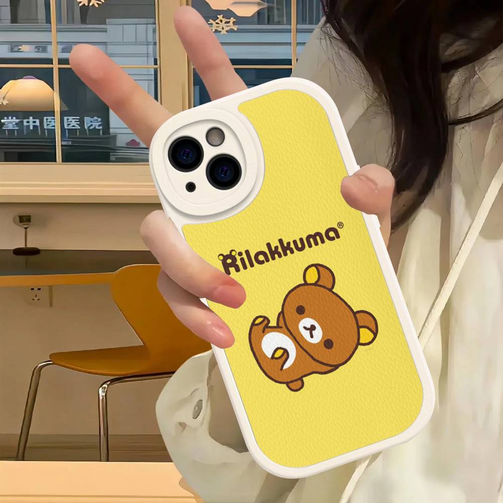 Мультяшный чехол для телефона с мишкой Рилаккума для iPhone 16 15 14 13 12 11 Pro Max Plus Ударопрочный кожаный чехол