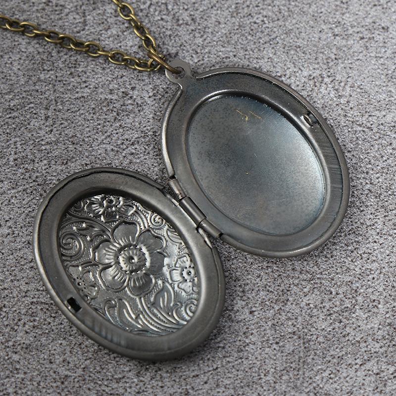 Резной цветок полосатый медальон кулон ожерелье винтажная латунь открывающаяся фото коробка