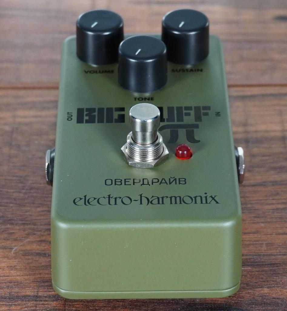 Педаль дисторшна Electro-Harmonix Big Muff Green