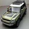 1/32 Range Rover Defender SUV Alloy Car Model Diecast Metal Toy Simulation Off-road Vehicles Model Sound and Light Toys Car Gift