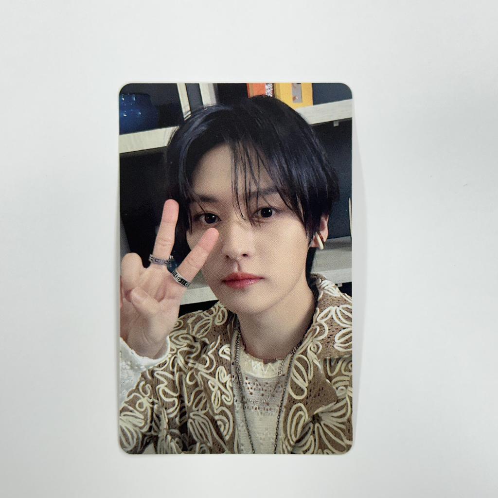 Stray Kids Альбом ATE JYP SHOP POB Фотокарточка Lee Know ver.
