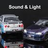 1:Масштаб 32 SKYLINE GTR R34 Спортивный Автомобиль Модель Игрушка Металл Литье под Давлением Оттяжка Свет Музыка 4 Двери Открываются Транспортные Средства Украшения Подарки