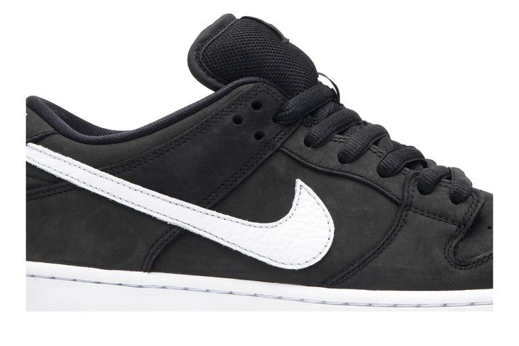 Nike SB Dunk Low Черно-белый с оранжевой этикеткой и резиновой подошвой (2019)