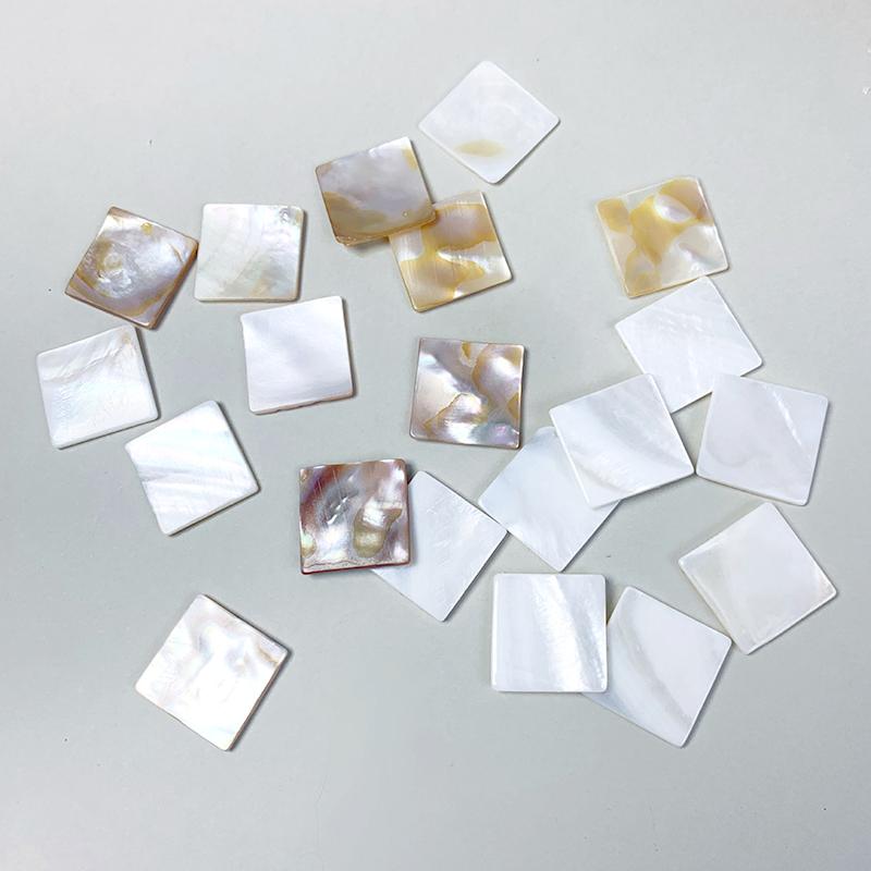 100Pcs/Pack Coasters Ins Style Square DIY 2x2CM 2mm Jewelry Making Accessories Natural Shell Home Decor