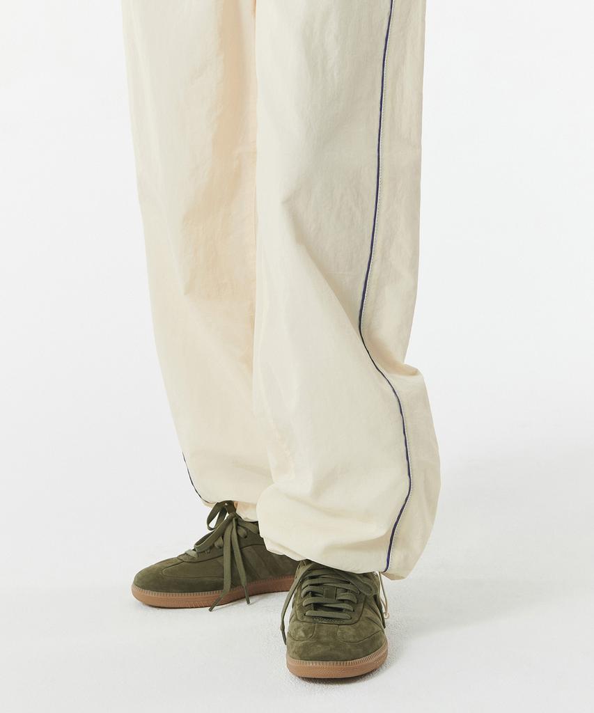 MUSINSA STANDARD WOMAN Women'S Side Line Wide Track Pants [Cream]