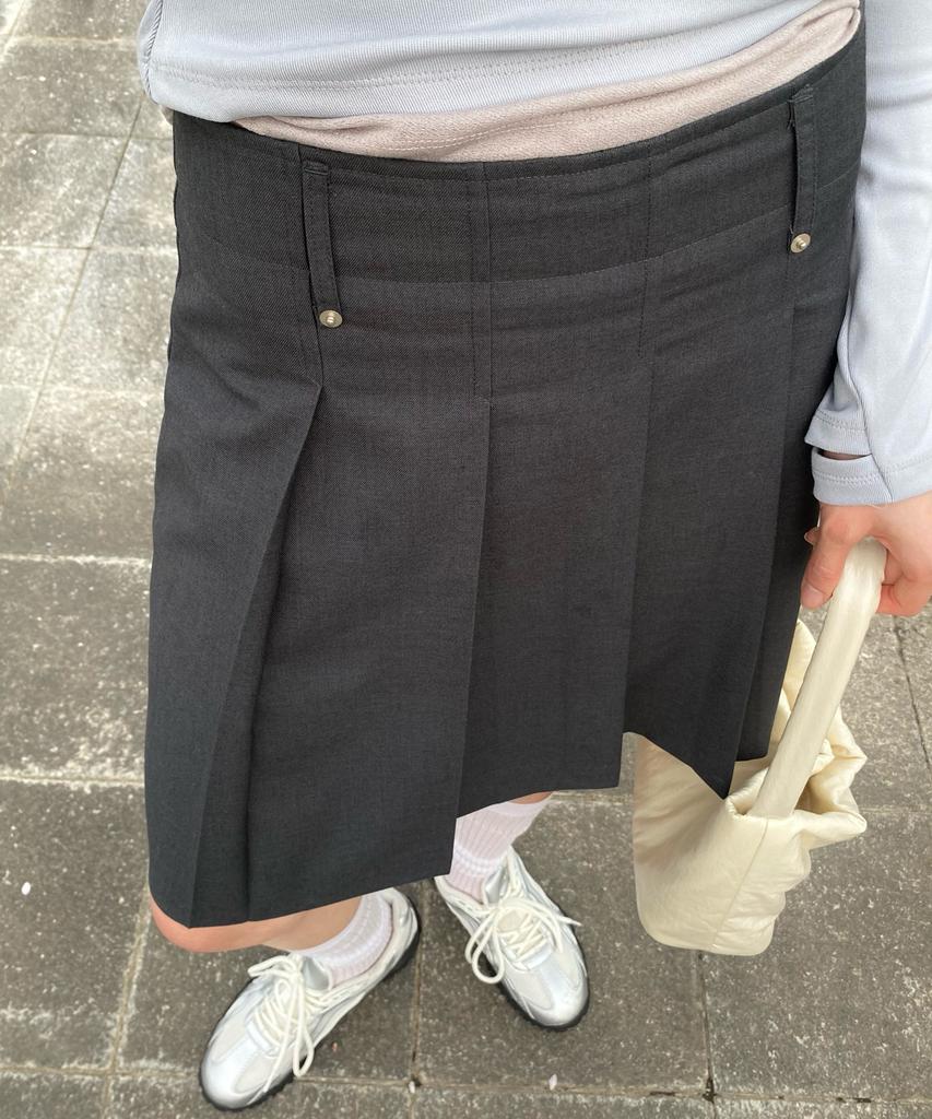 Fortena Classic Mid Length Skirt-2Color
