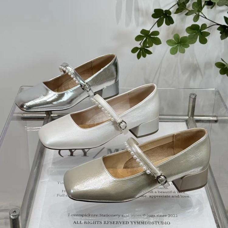 Модные повседневные туфли Мэри Джейн с плоским каблуком и французским жемчугом женские 2025 летняя одежда универсальные туфли на толстом каблуке