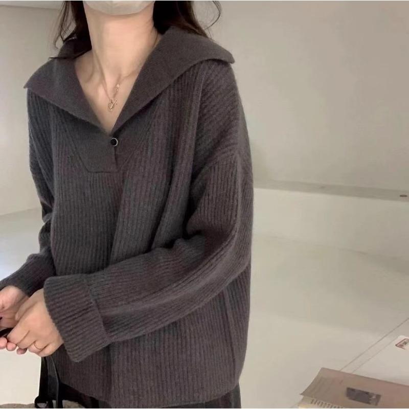 Женский осенне-зимний вязаный свитер с лацканами